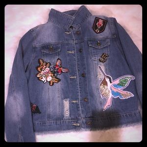 Beautiful embroidered denim jacket 🧥
